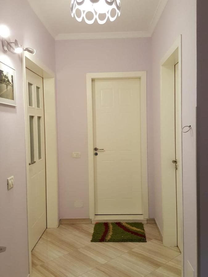 Holiday Center Apartment Shkodër Extérieur photo